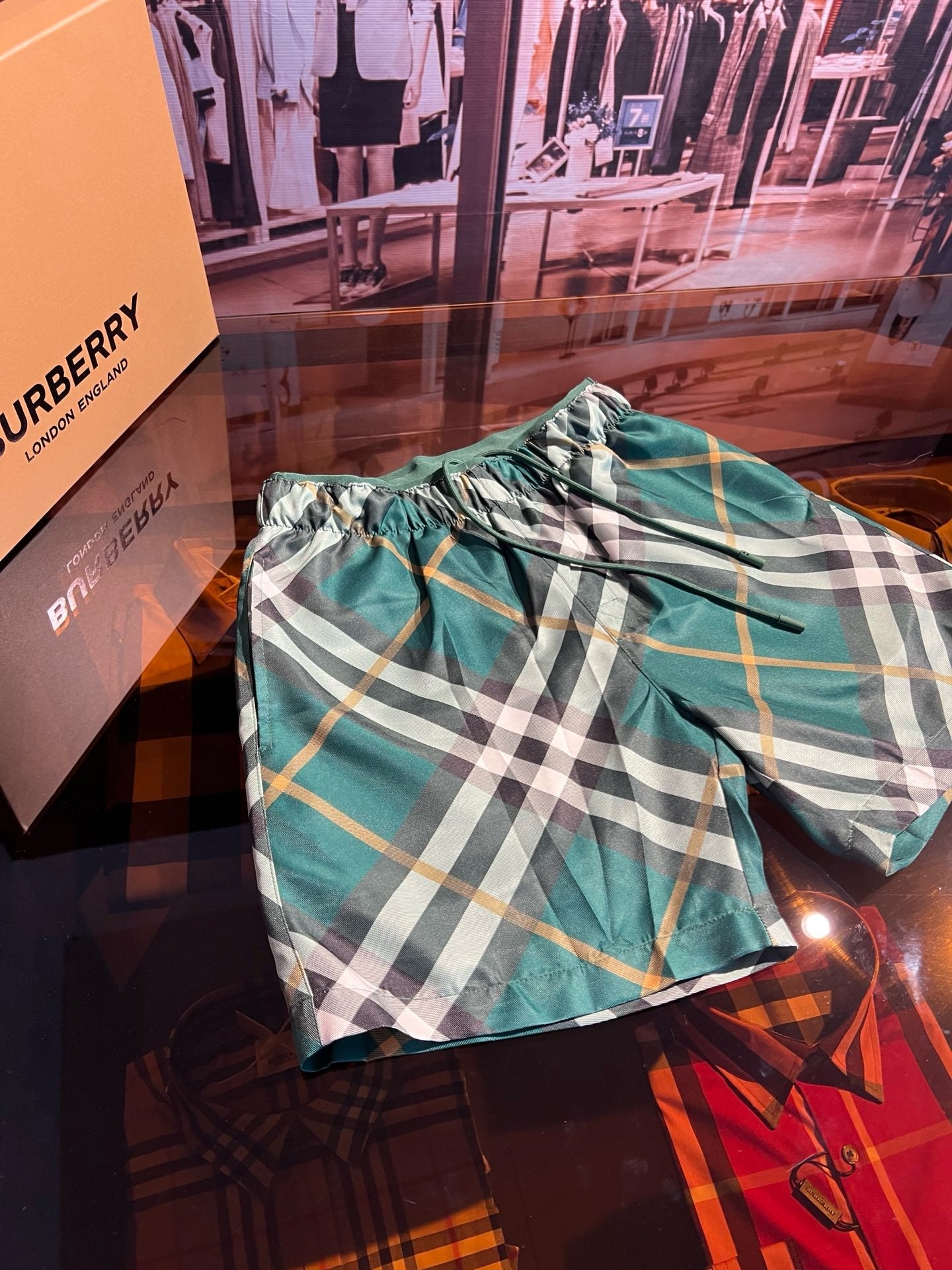 Multi-Colors Short