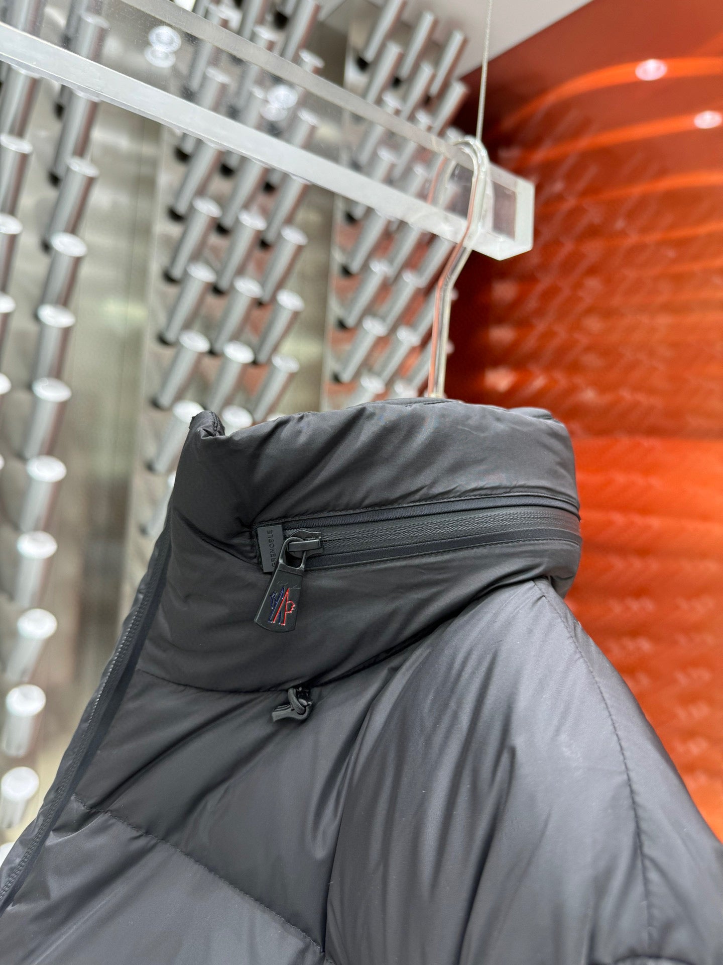 Schwarze Jacke