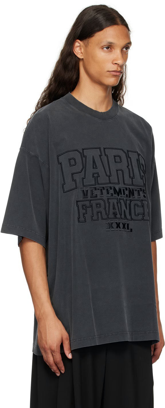 Schwarzes T-Shirt