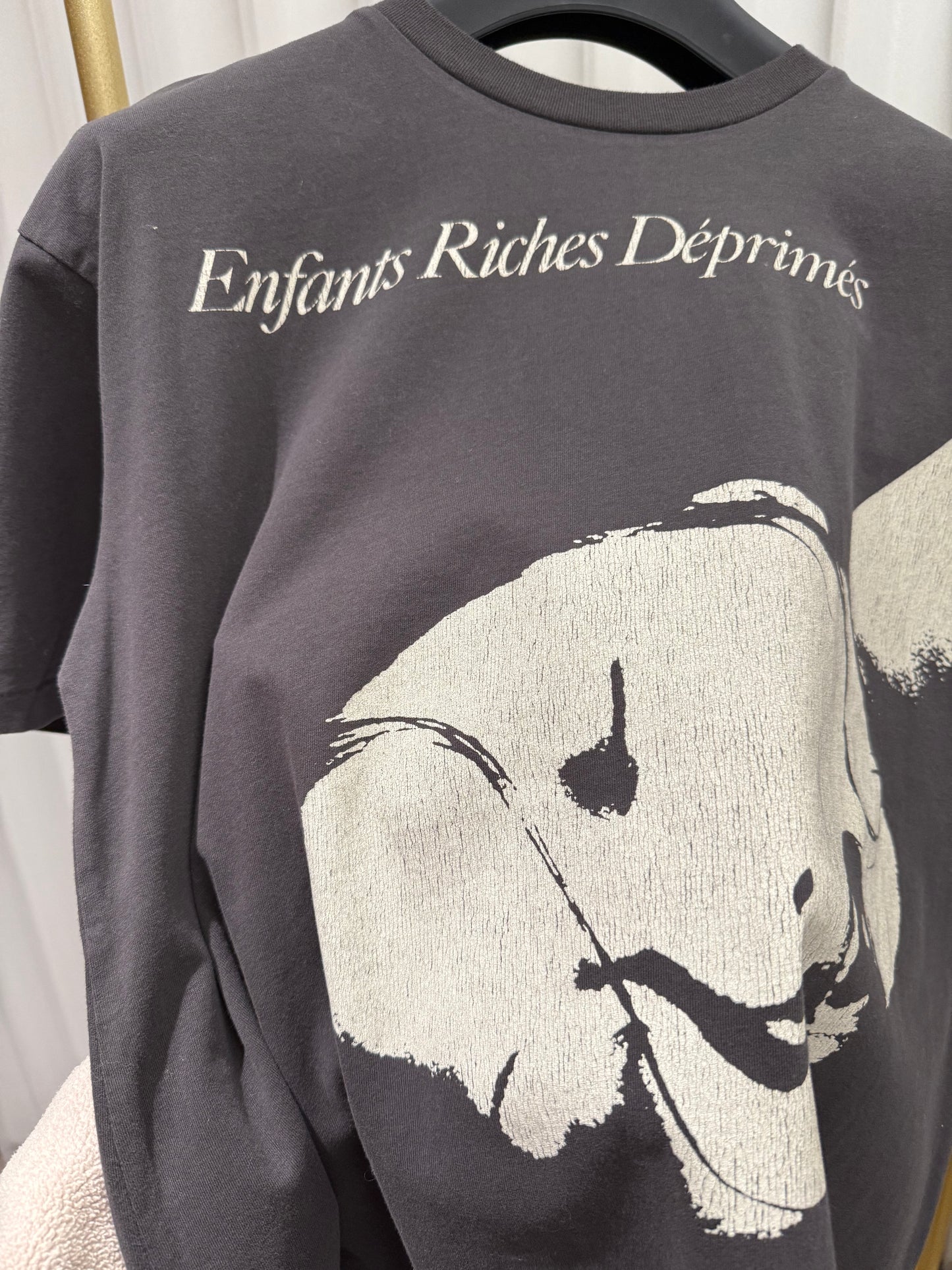 Schwarzes T-Shirt