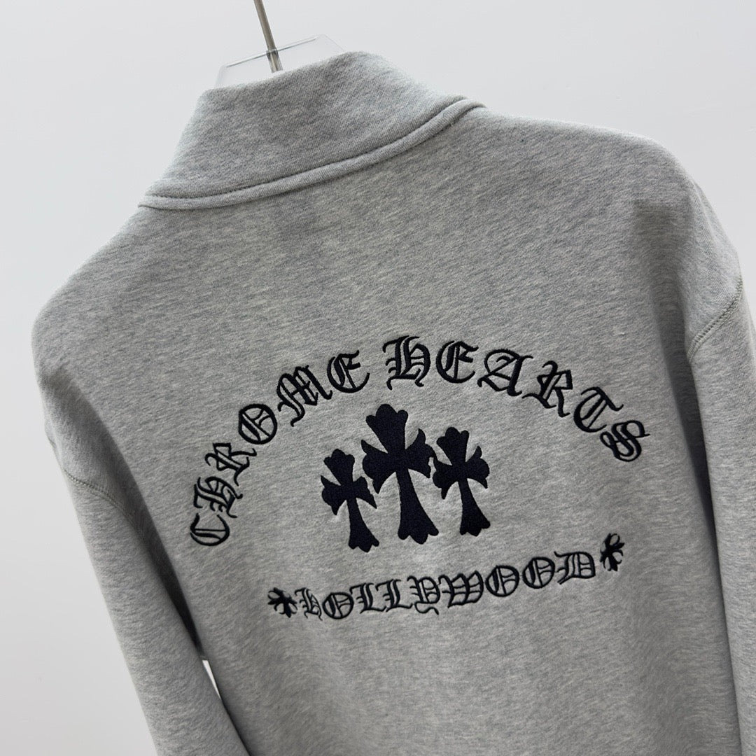 Sudadera negra y gris