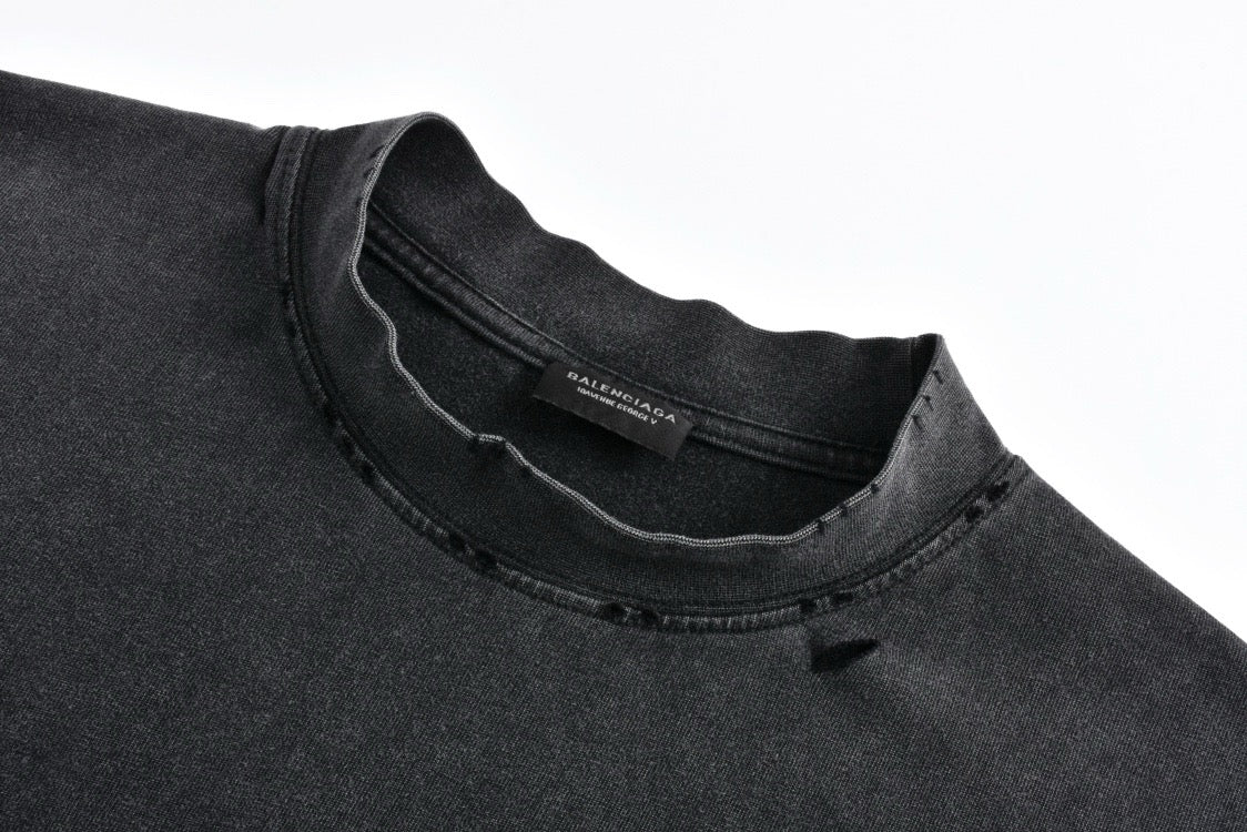 Camiseta negra oscura