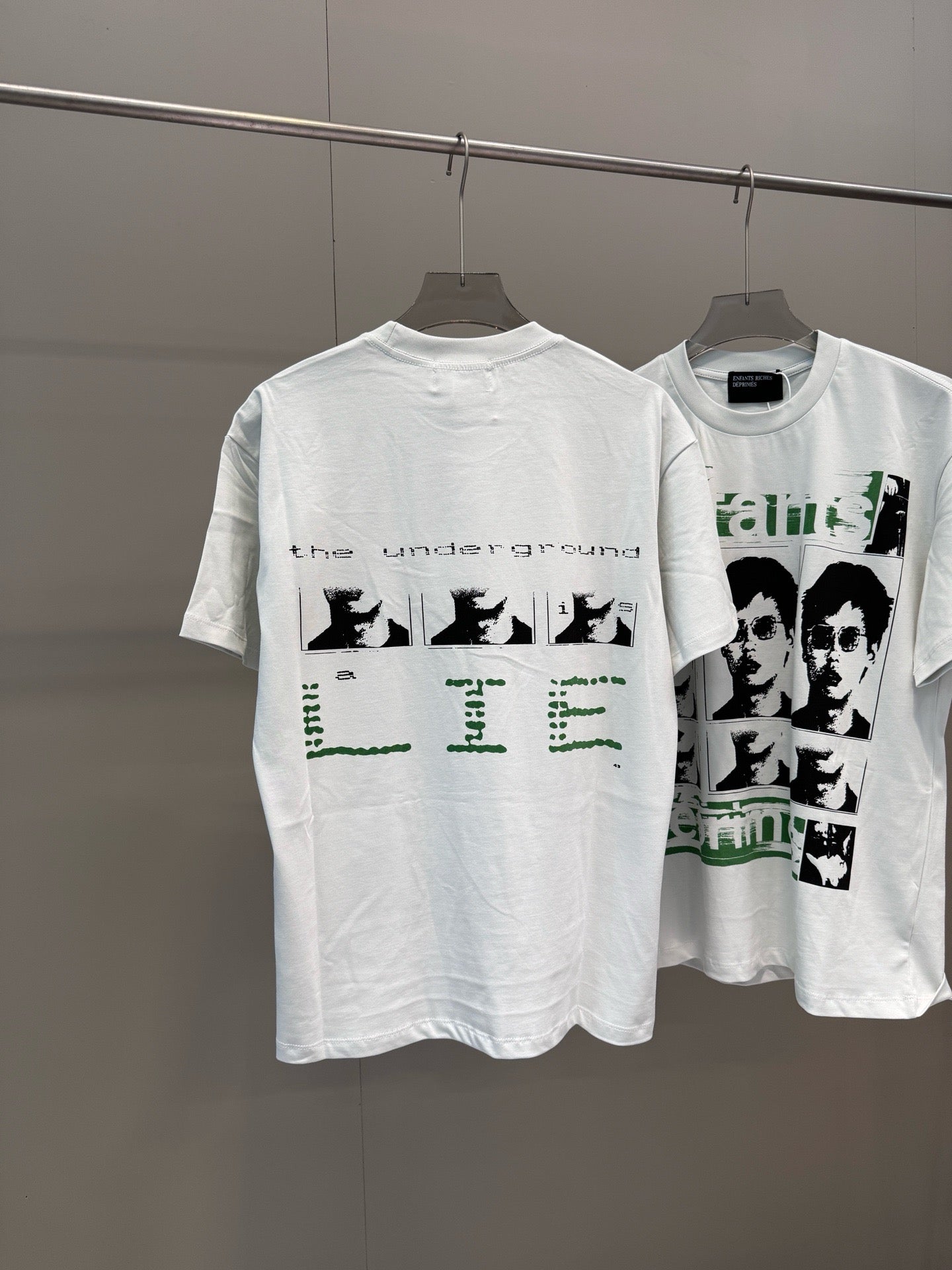Weißes T-Shirt
