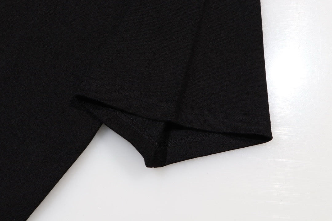 Schwarzes T-Shirt