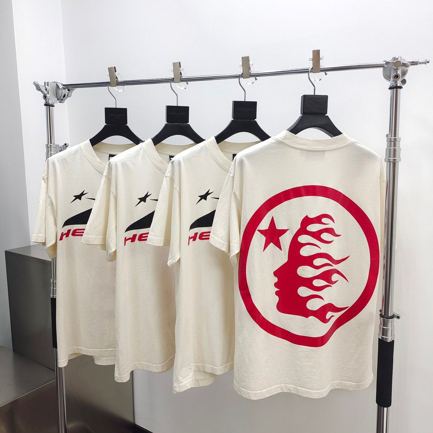camiseta blanca