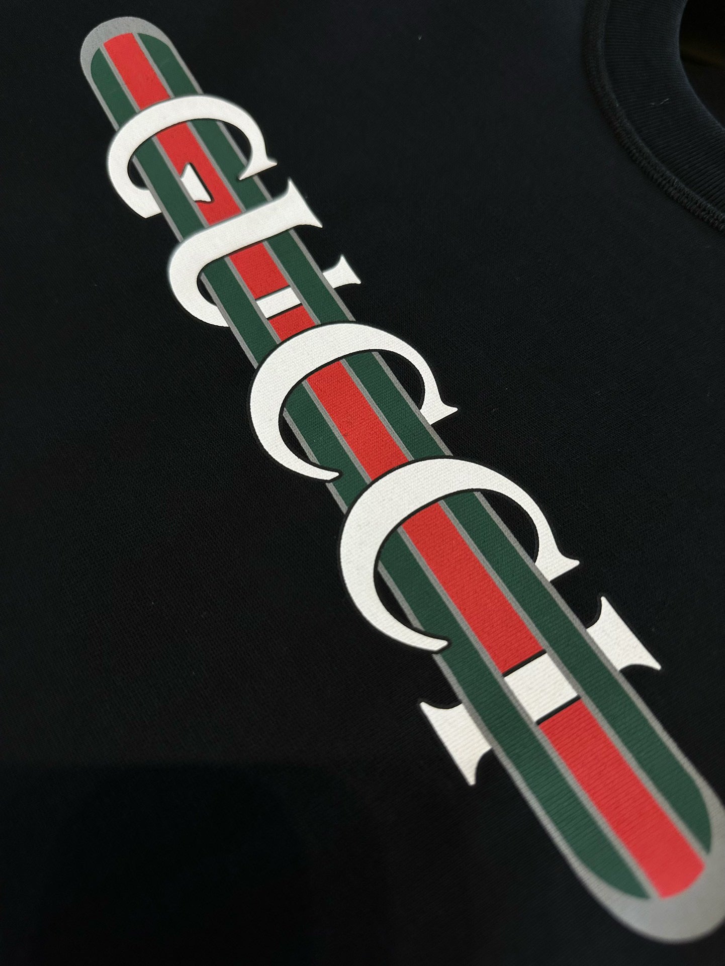 Camiseta negra