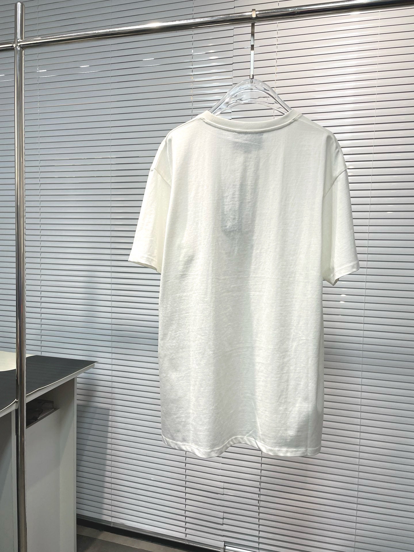 camiseta blanca
