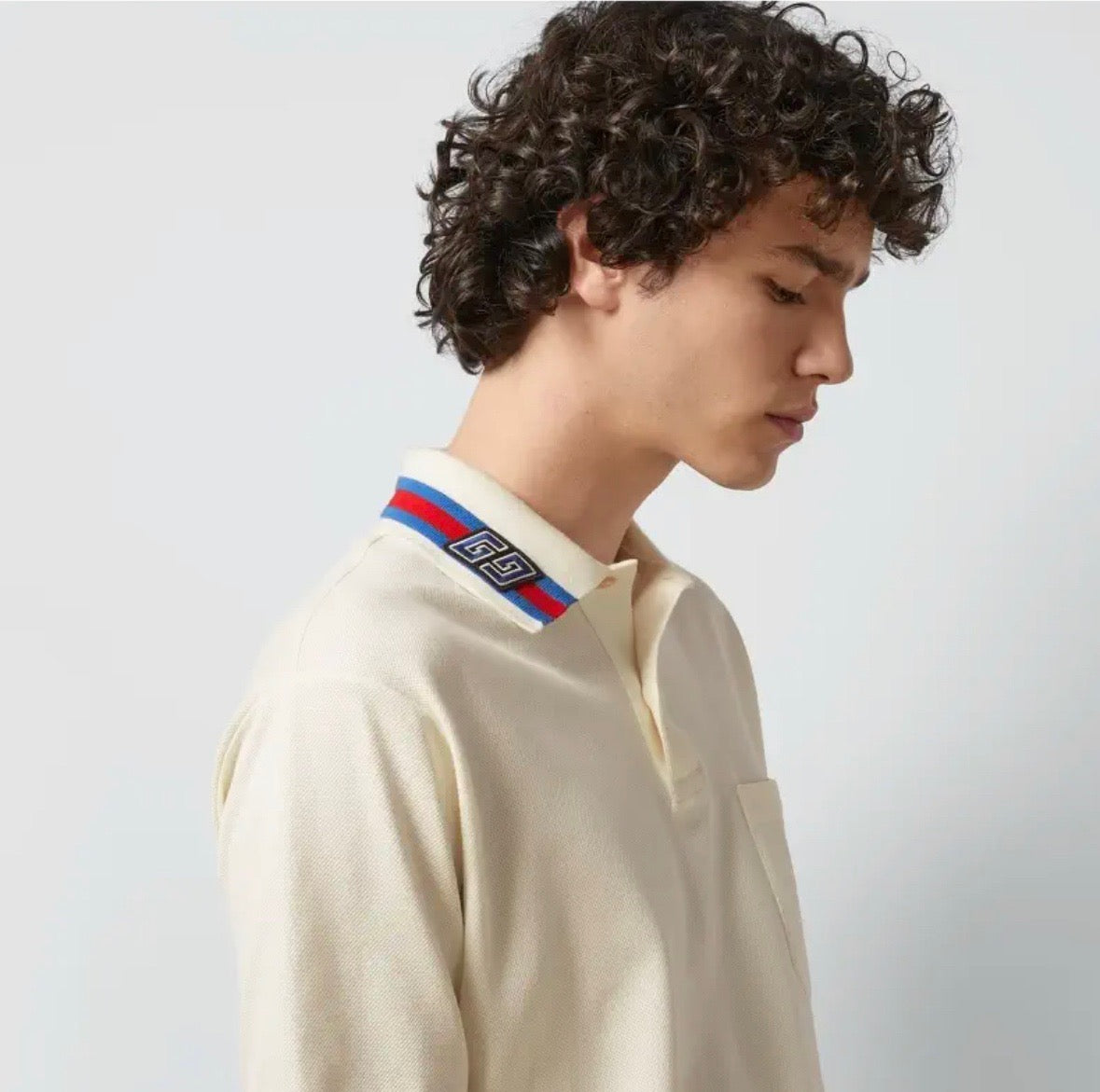 Blaues und weißes Polo