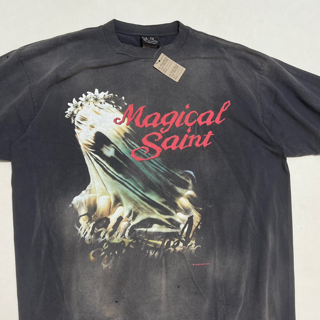 Camiseta negra oscura