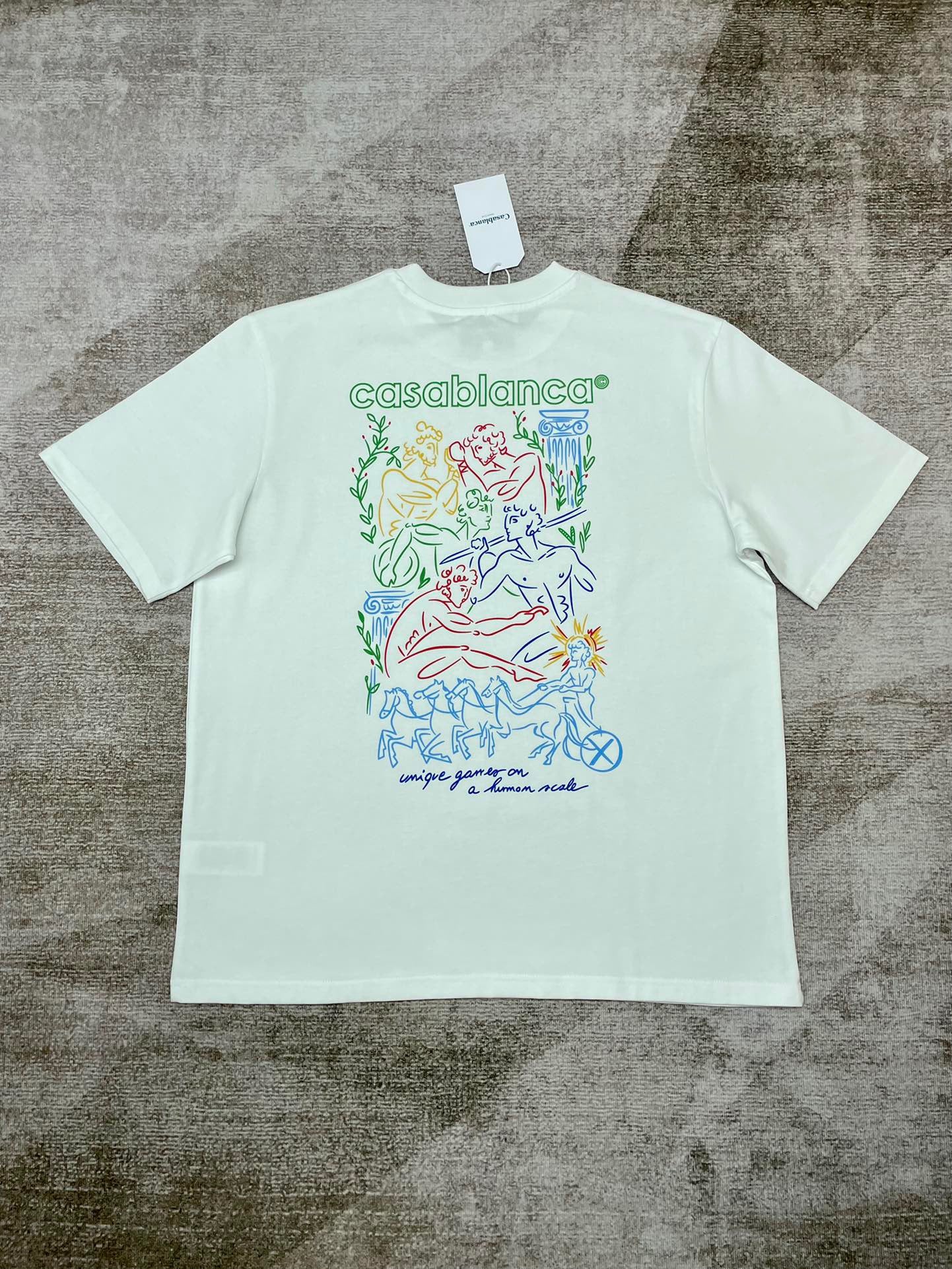 Camiseta en blanco y negro