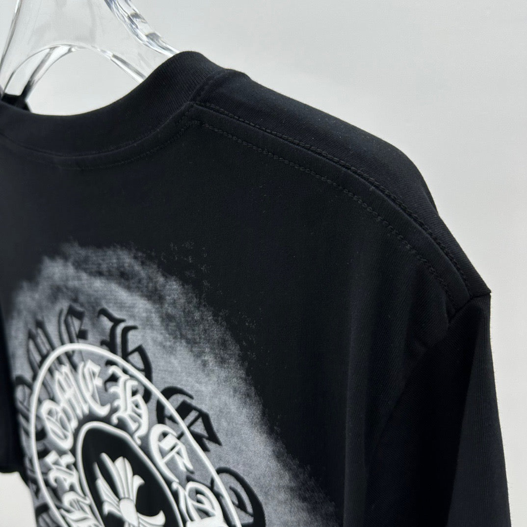 camiseta negra