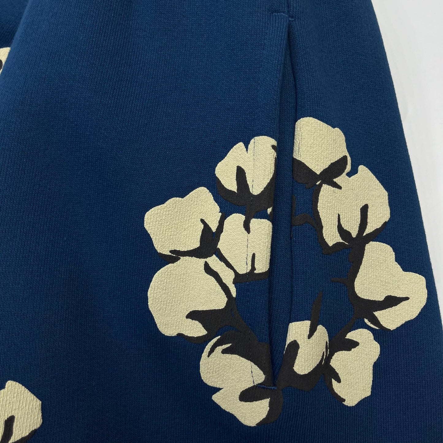 Blaue Hose
