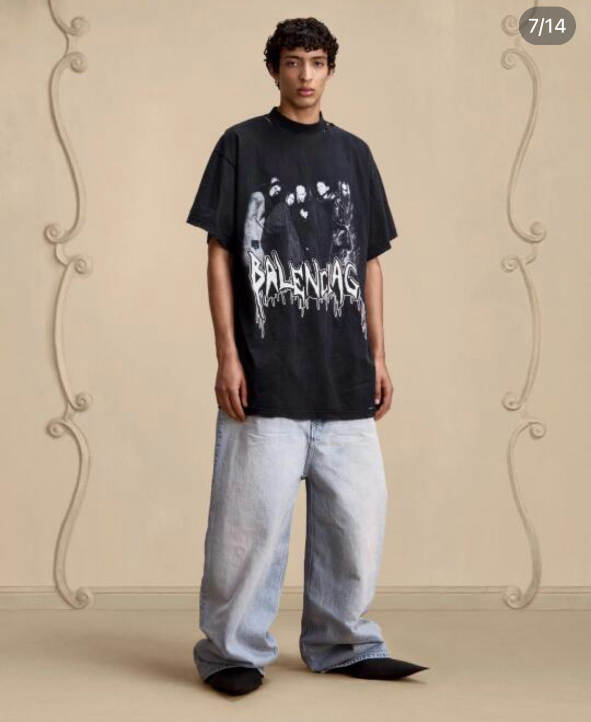 Camiseta negra oscura