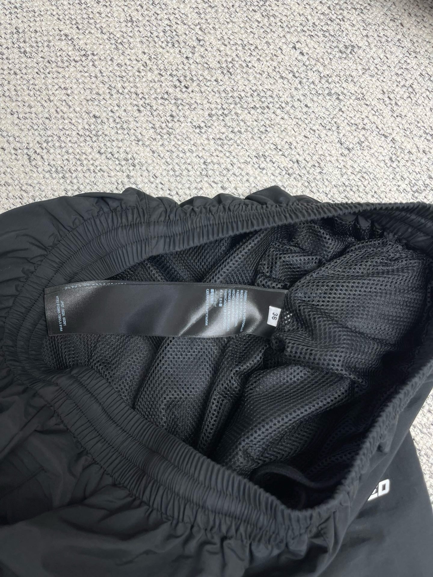 Pantalón negro