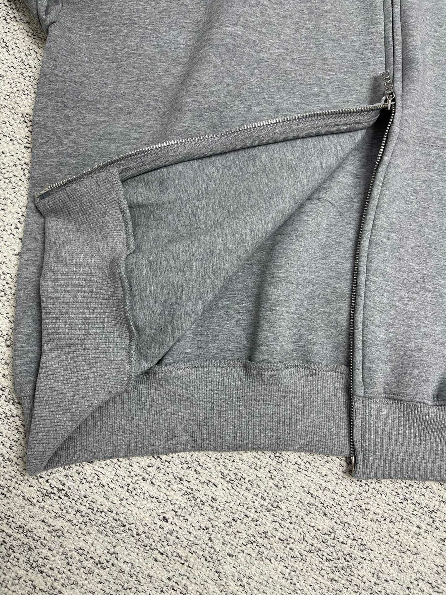 Graue Jacke