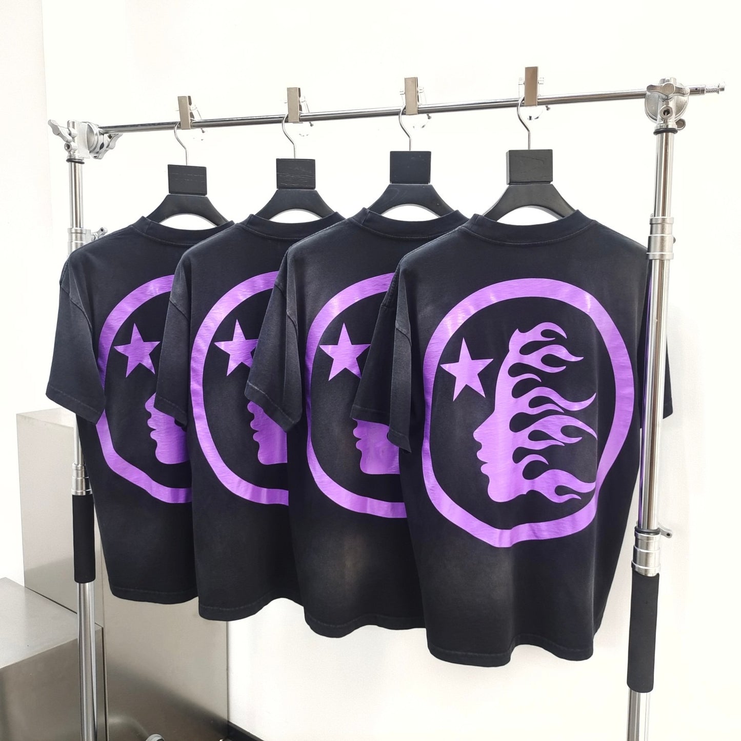 Camiseta negra oscura