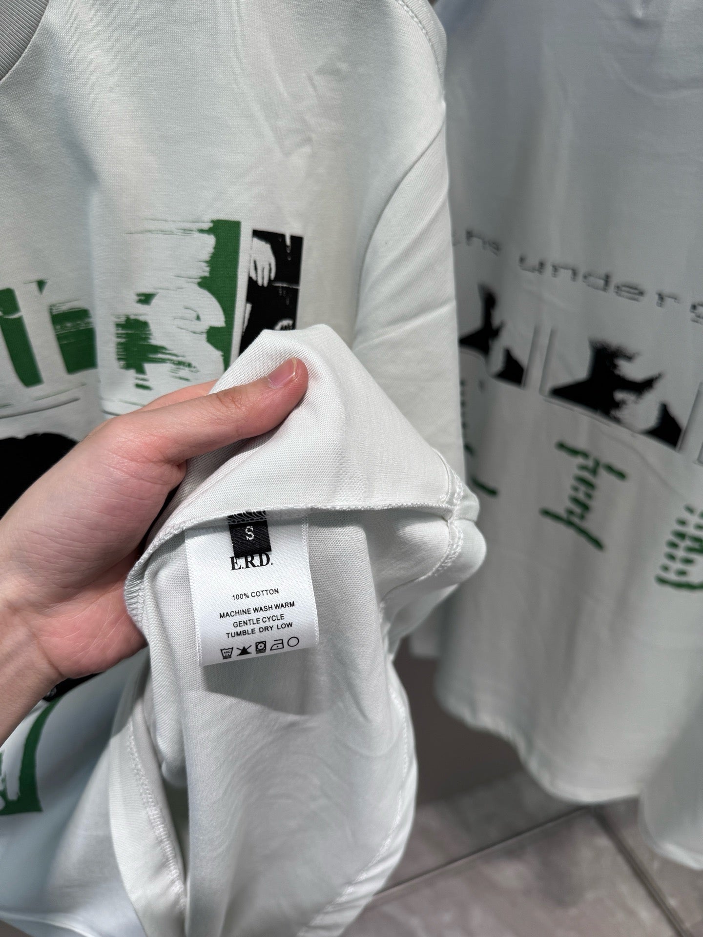 Weißes T-Shirt