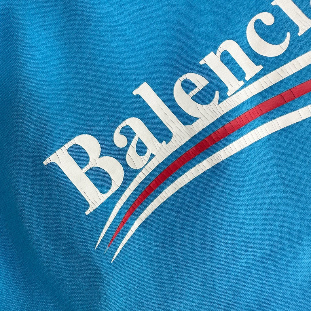 Sudadera con capucha azul cielo y gris oscuro