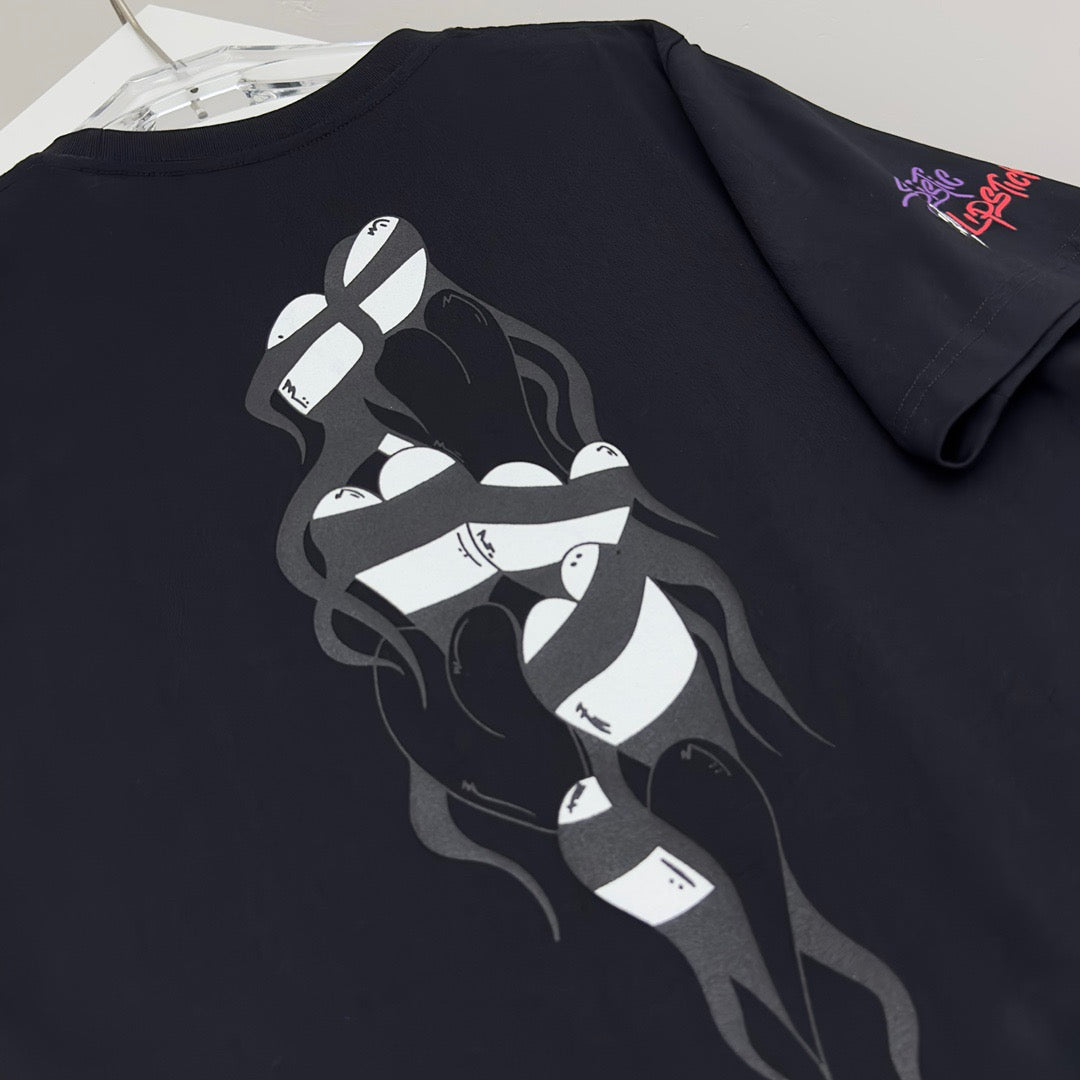 camiseta negra