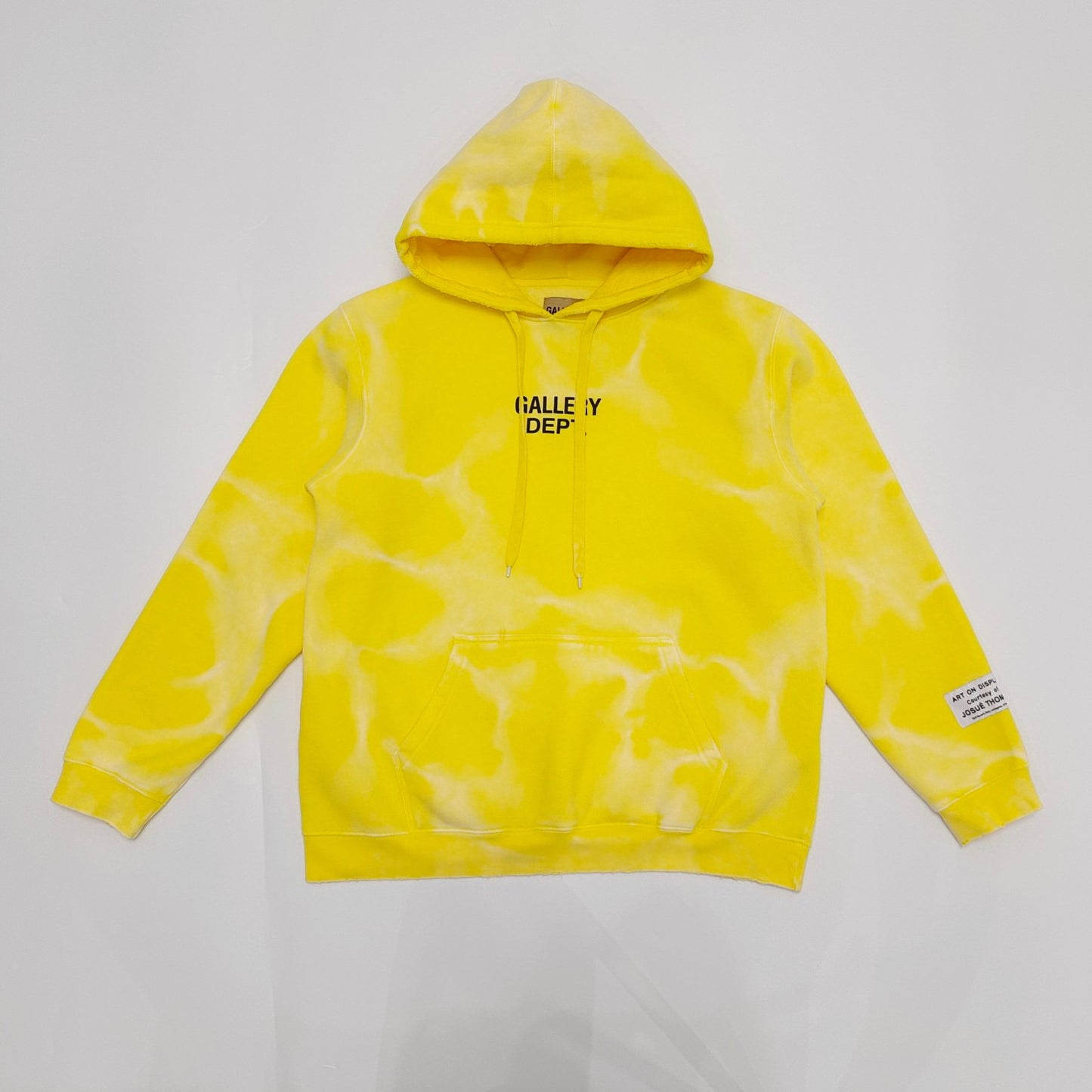 Sudadera con capucha amarilla y rosa