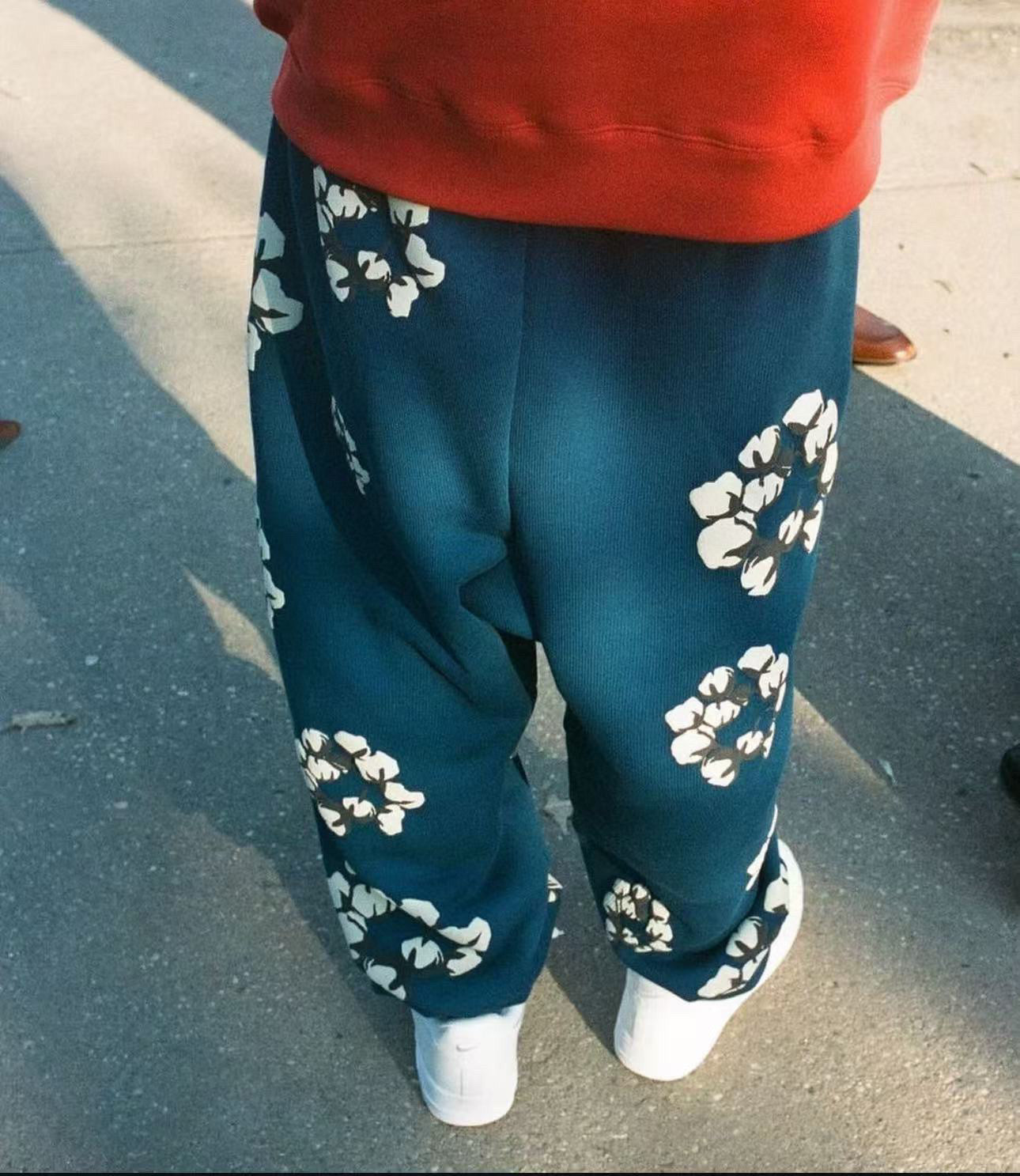 Blaue Hose