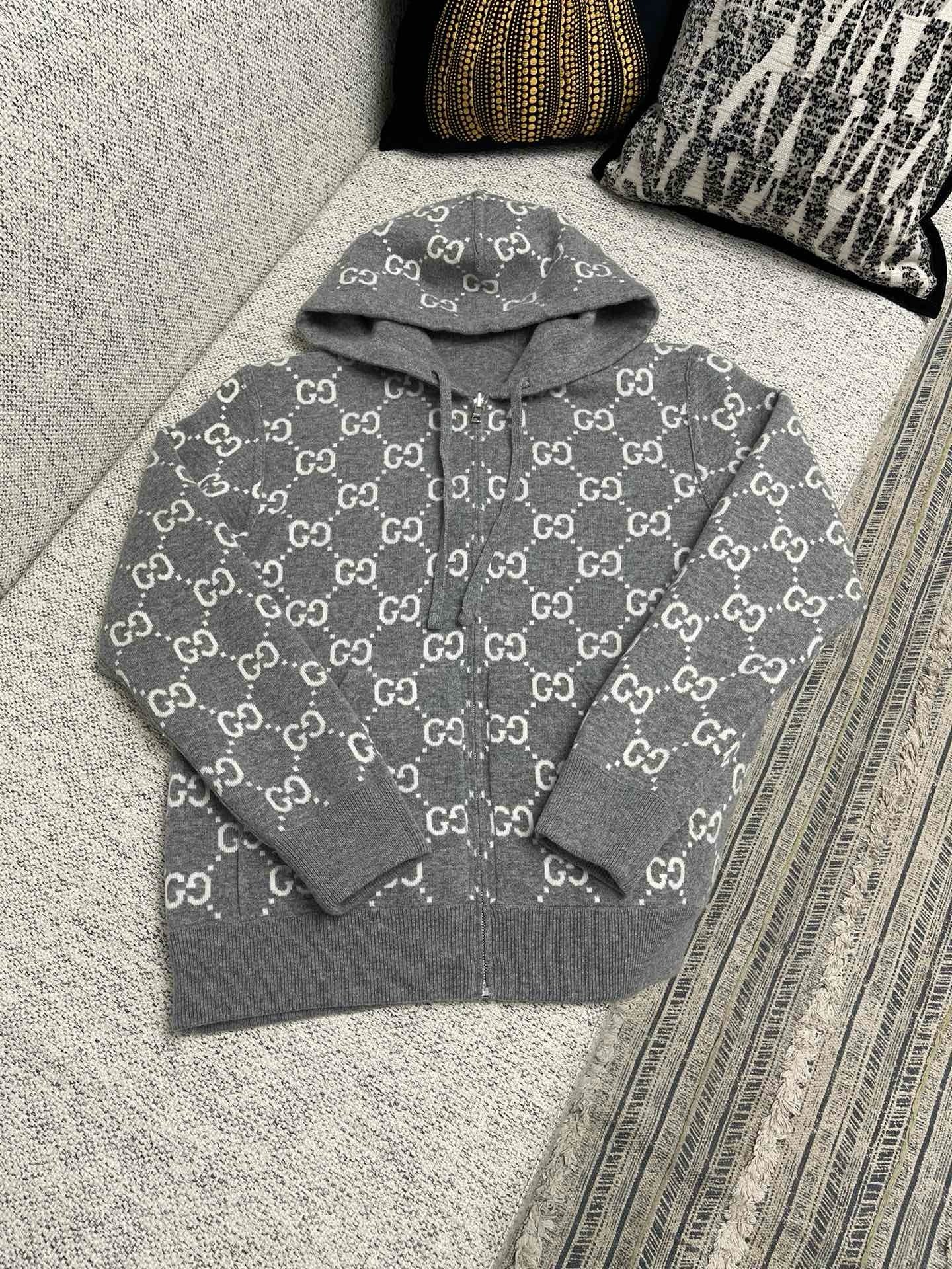 Graue Jacke