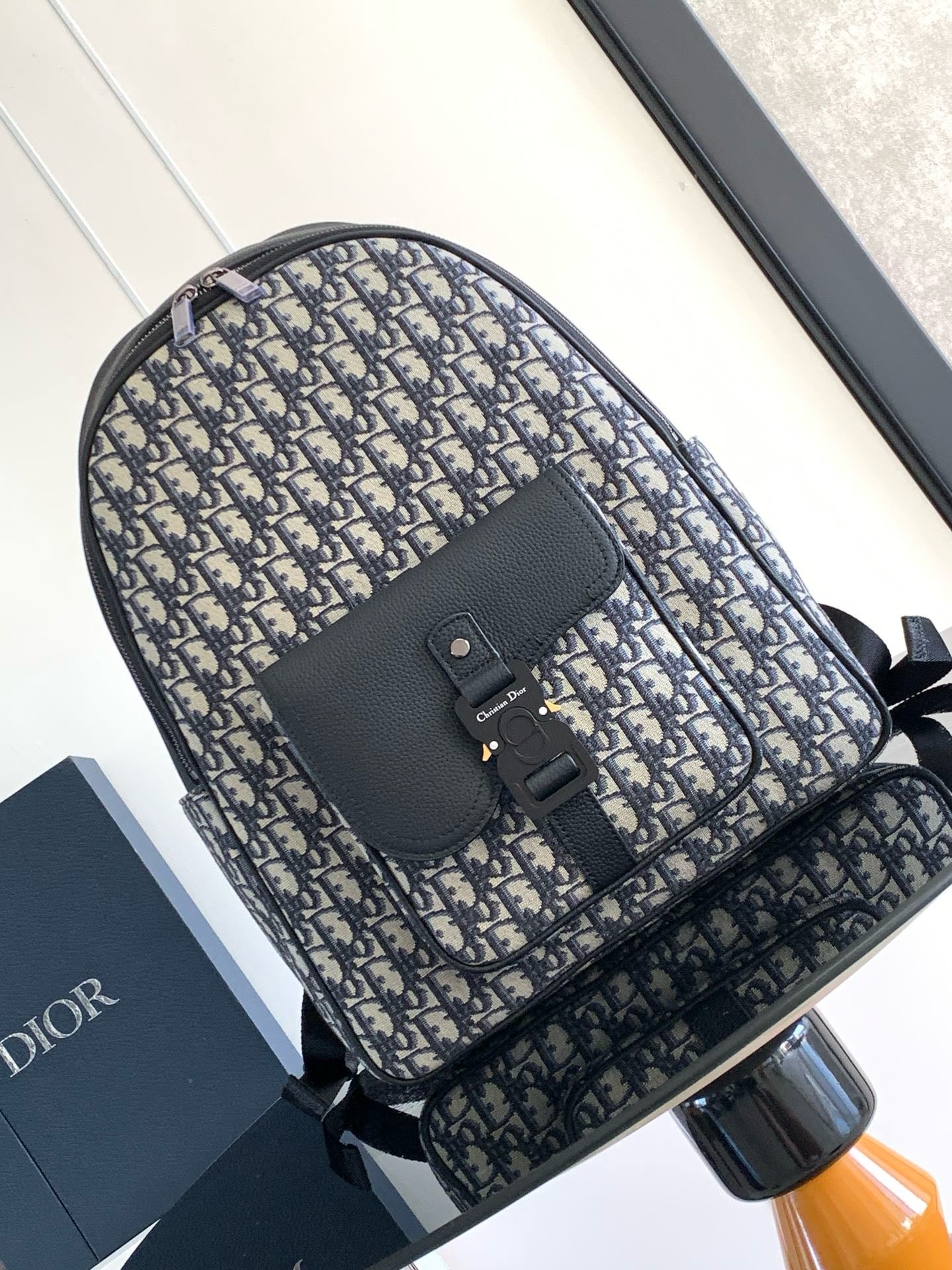 Mehrfarbige Tasche