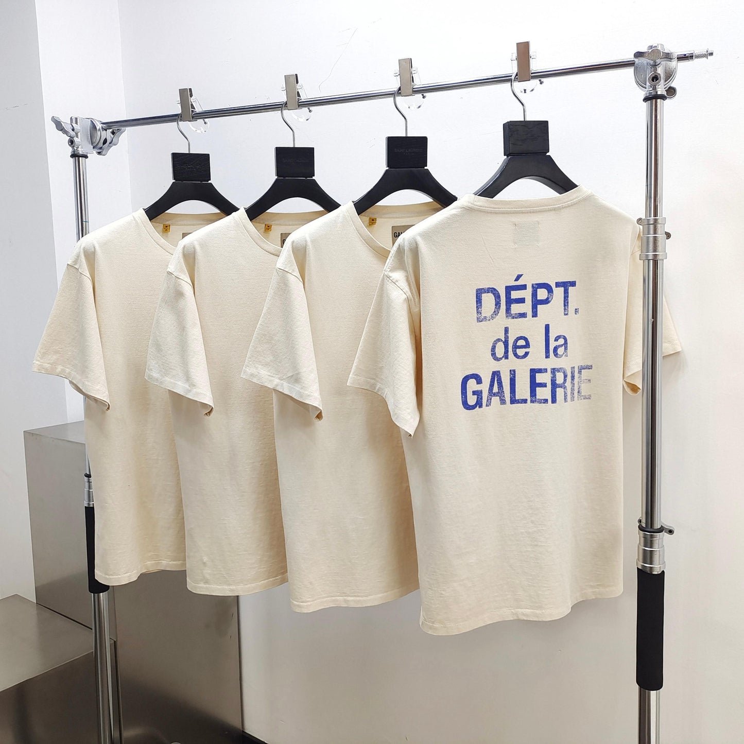 Mehrfarbiges T-Shirt