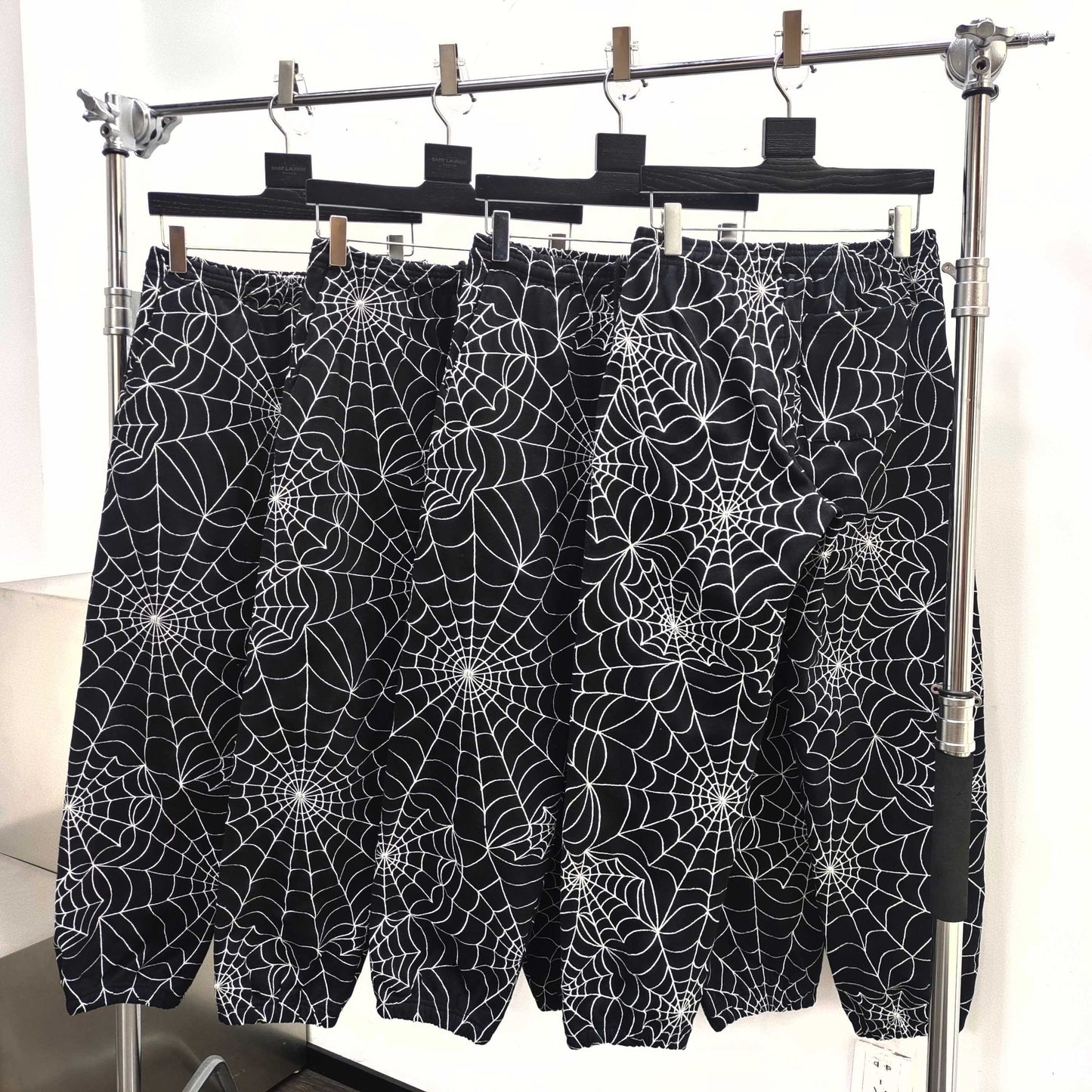 Pantalón negro