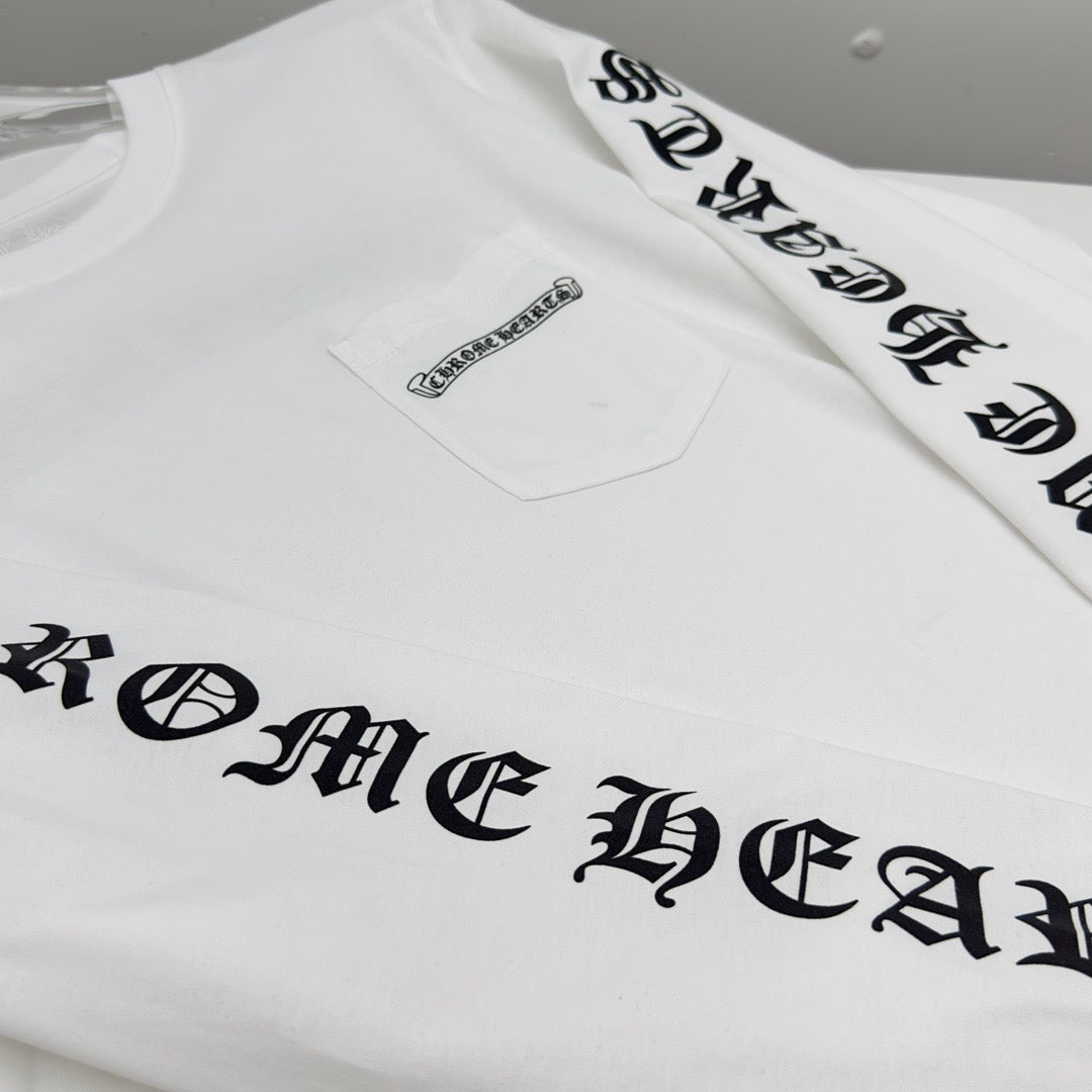 Camiseta en blanco y negro