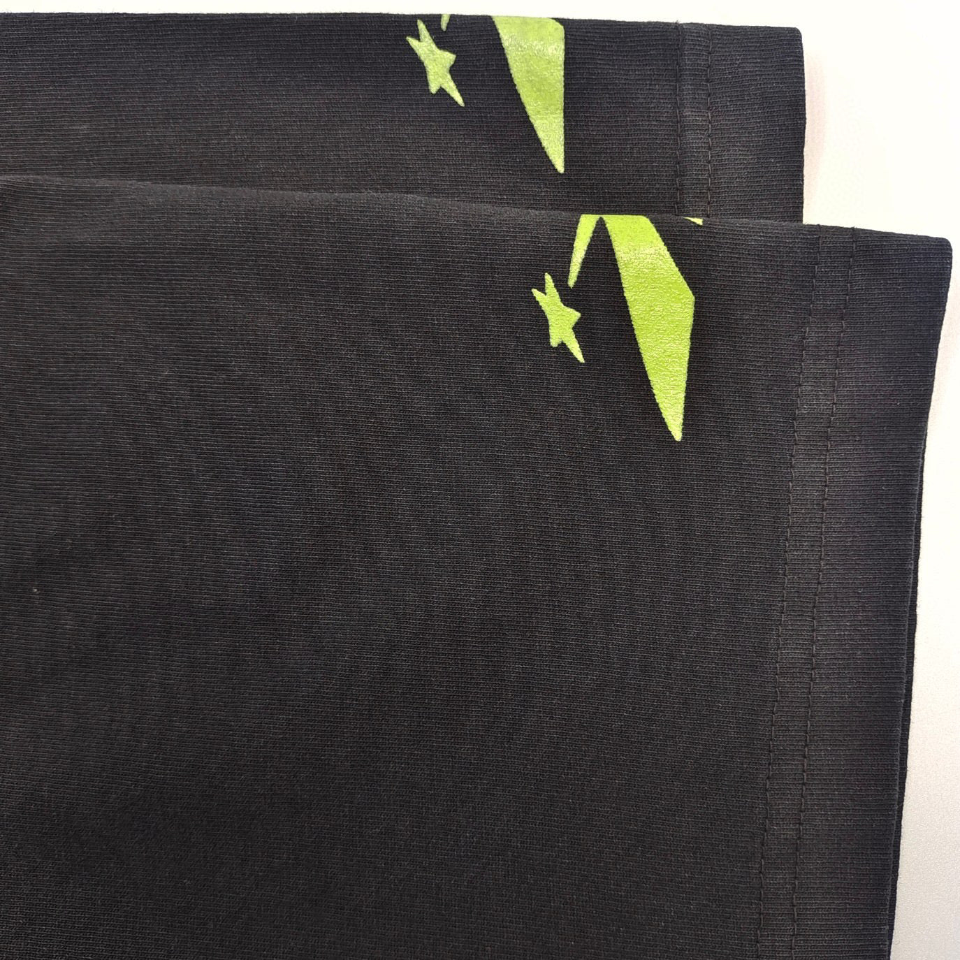 Schwarzes T-Shirt