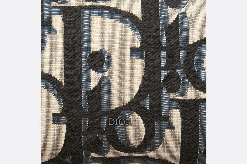 Blaue und schwarzgraue Tasche