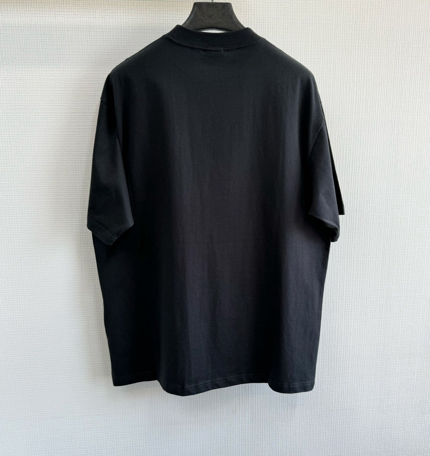 Camiseta en blanco y negro