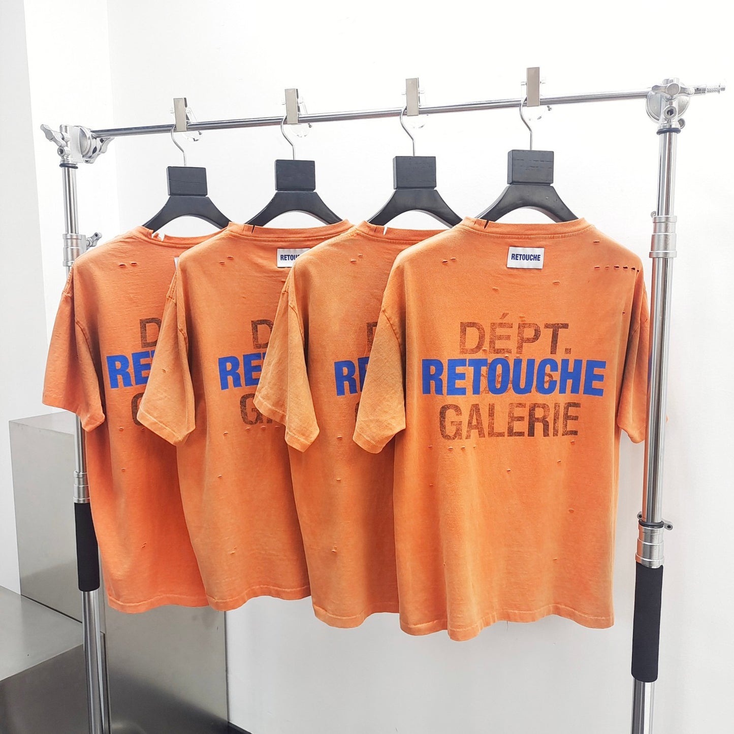 camiseta naranja