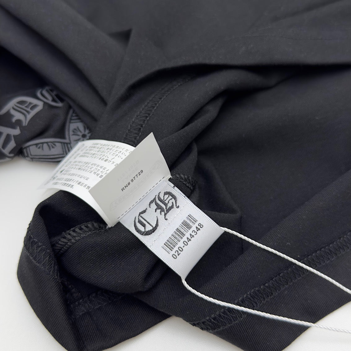 Schwarzes T-Shirt