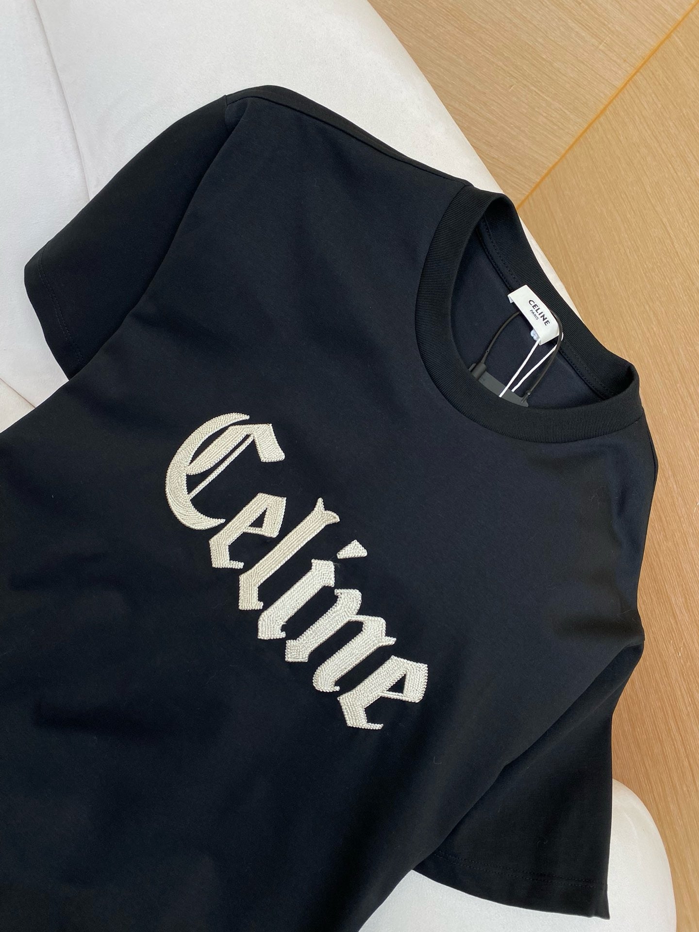 Schwarzes T-Shirt