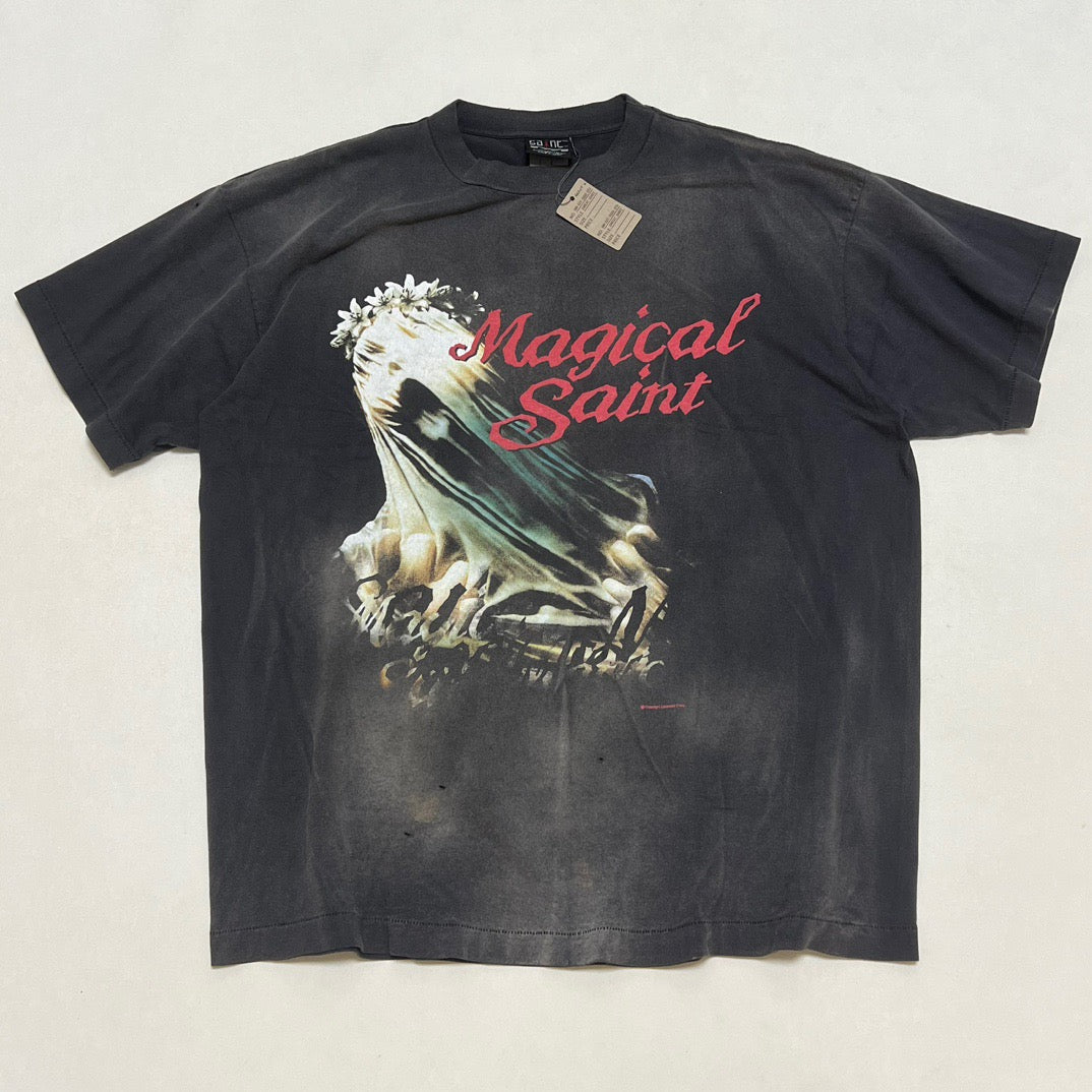 Camiseta negra oscura