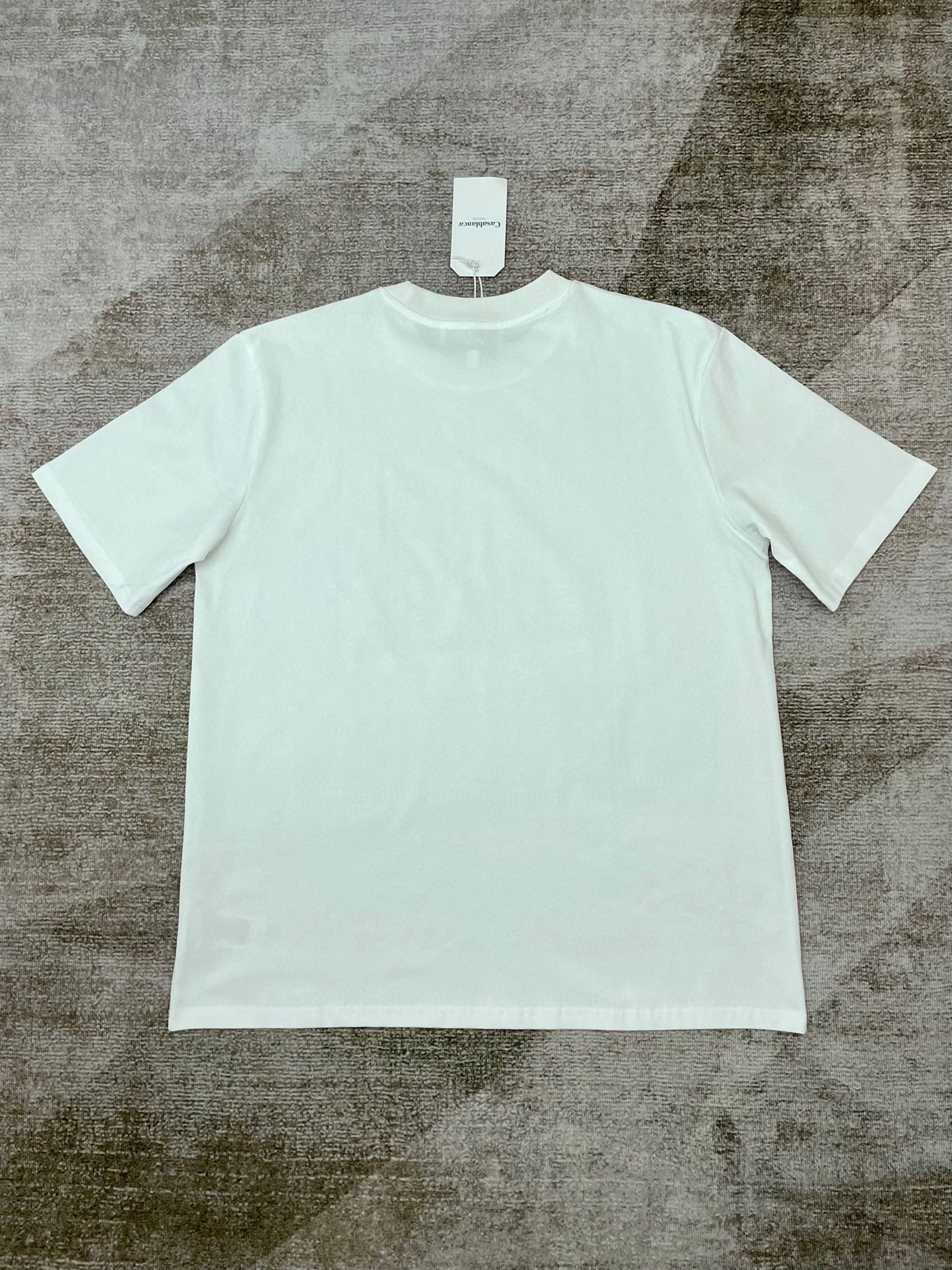 camiseta blanca