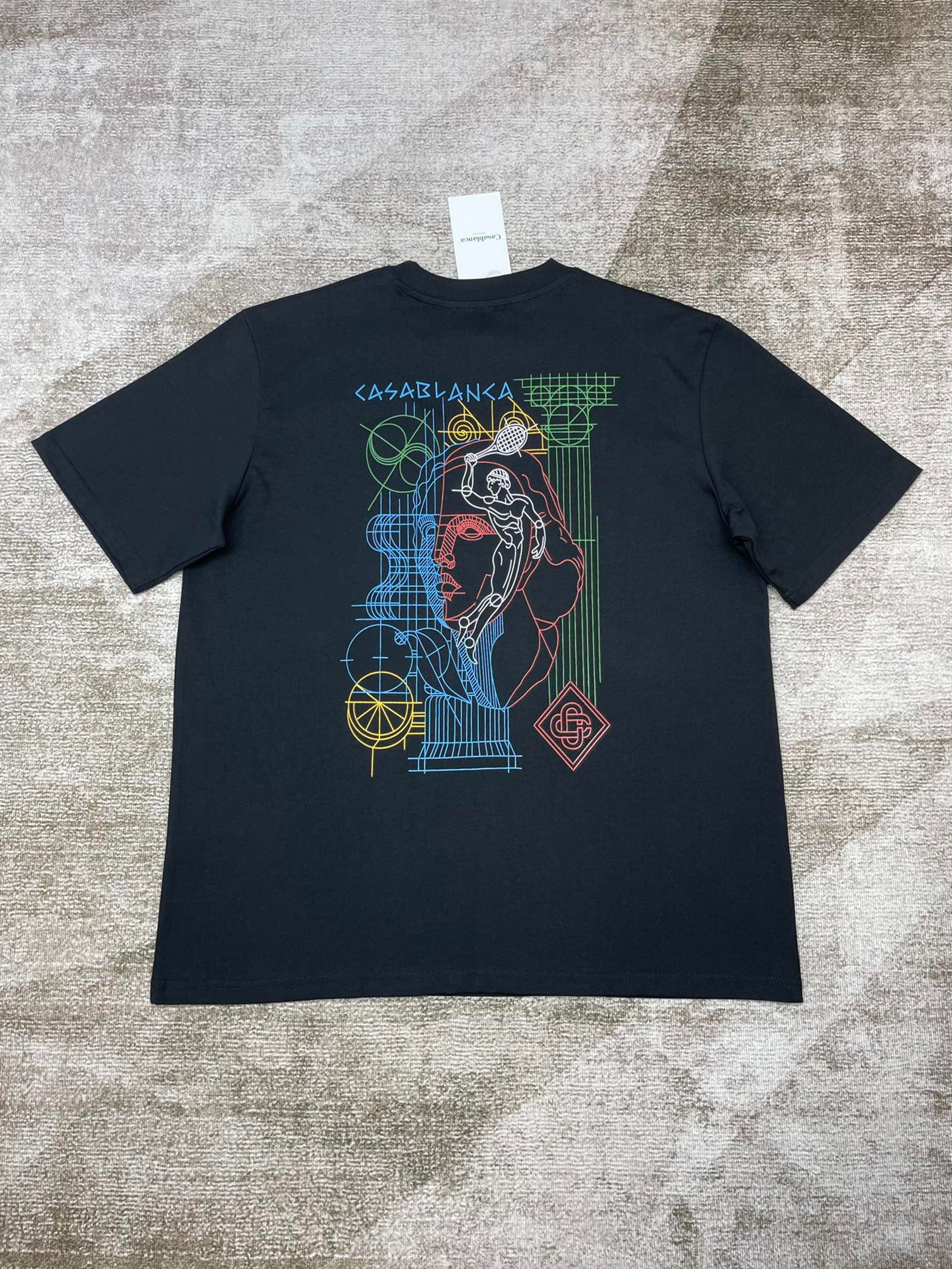 Camiseta en blanco y negro