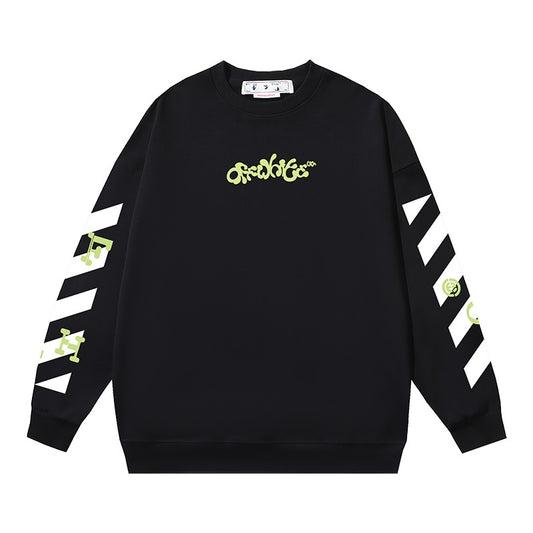 weißes und schwarzes Sweatshirt