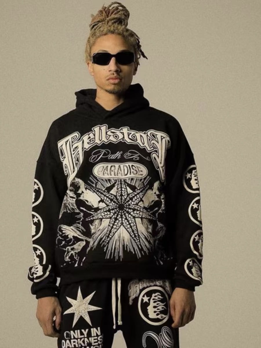 Schwarzer Hoodie mit Hose