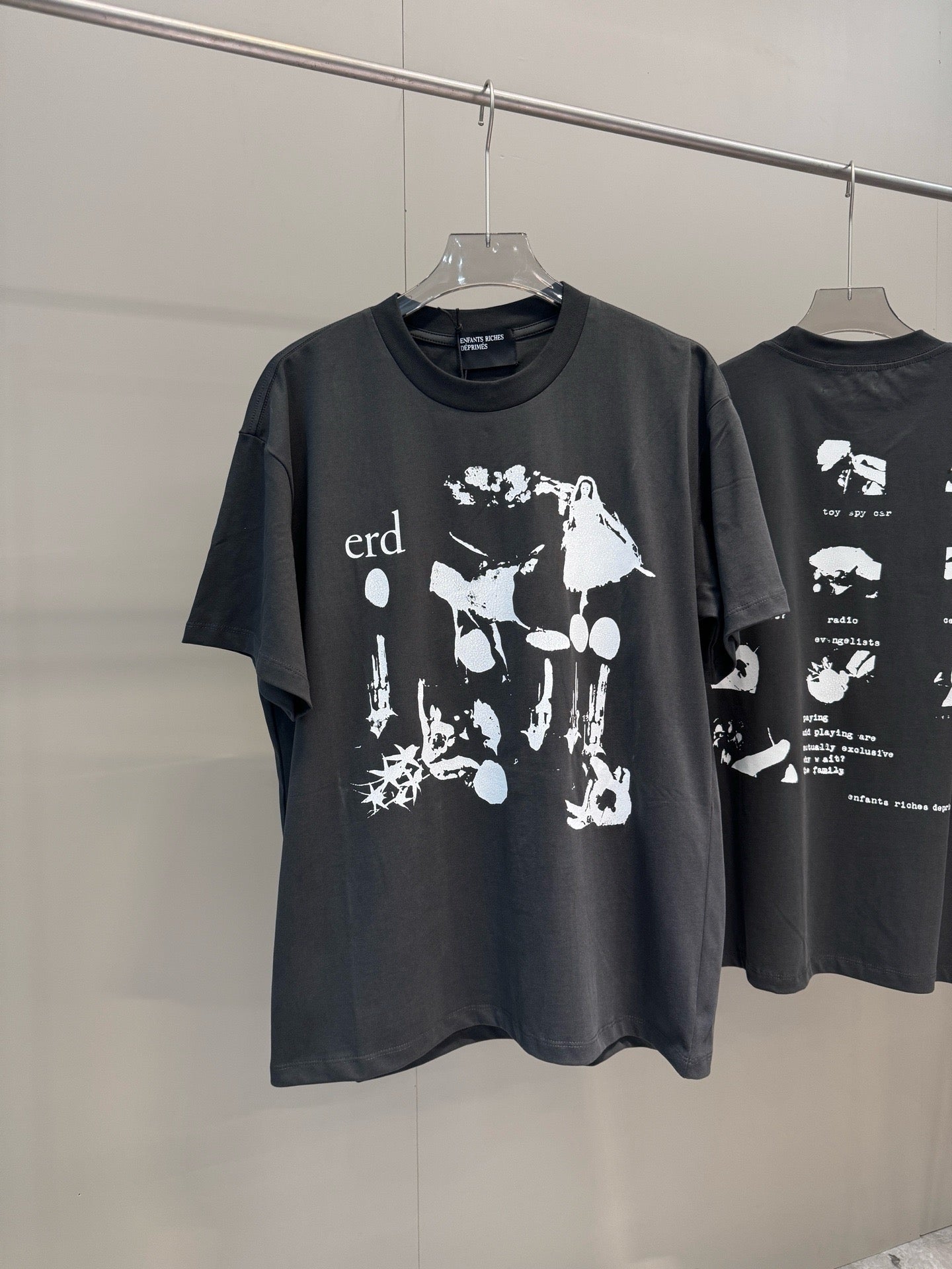 Schwarzes T-Shirt