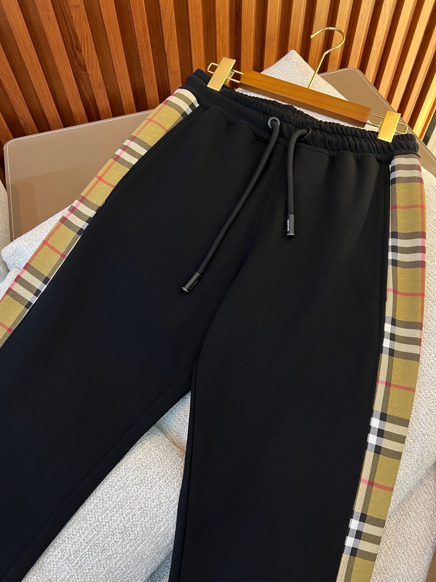 Pantalón negro