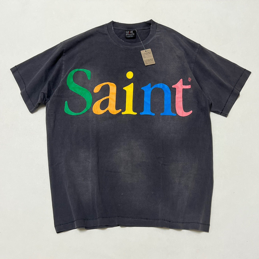 Camiseta negra oscura