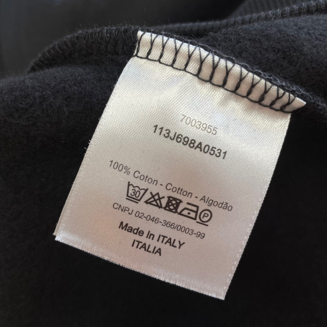 Sudadera con capucha negra y gris