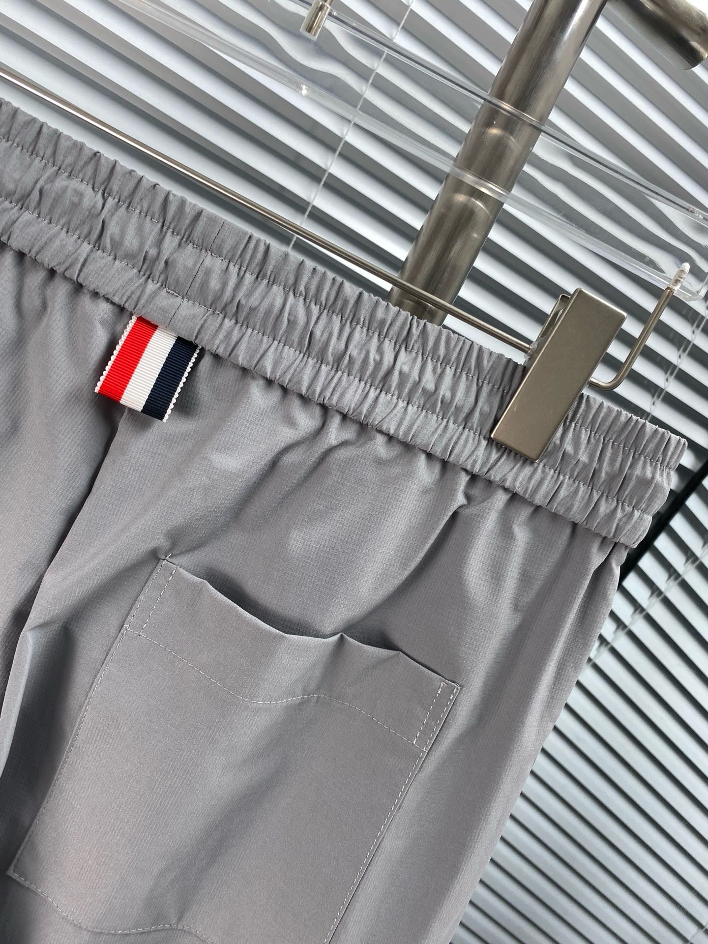 Mehrfarbige Hose