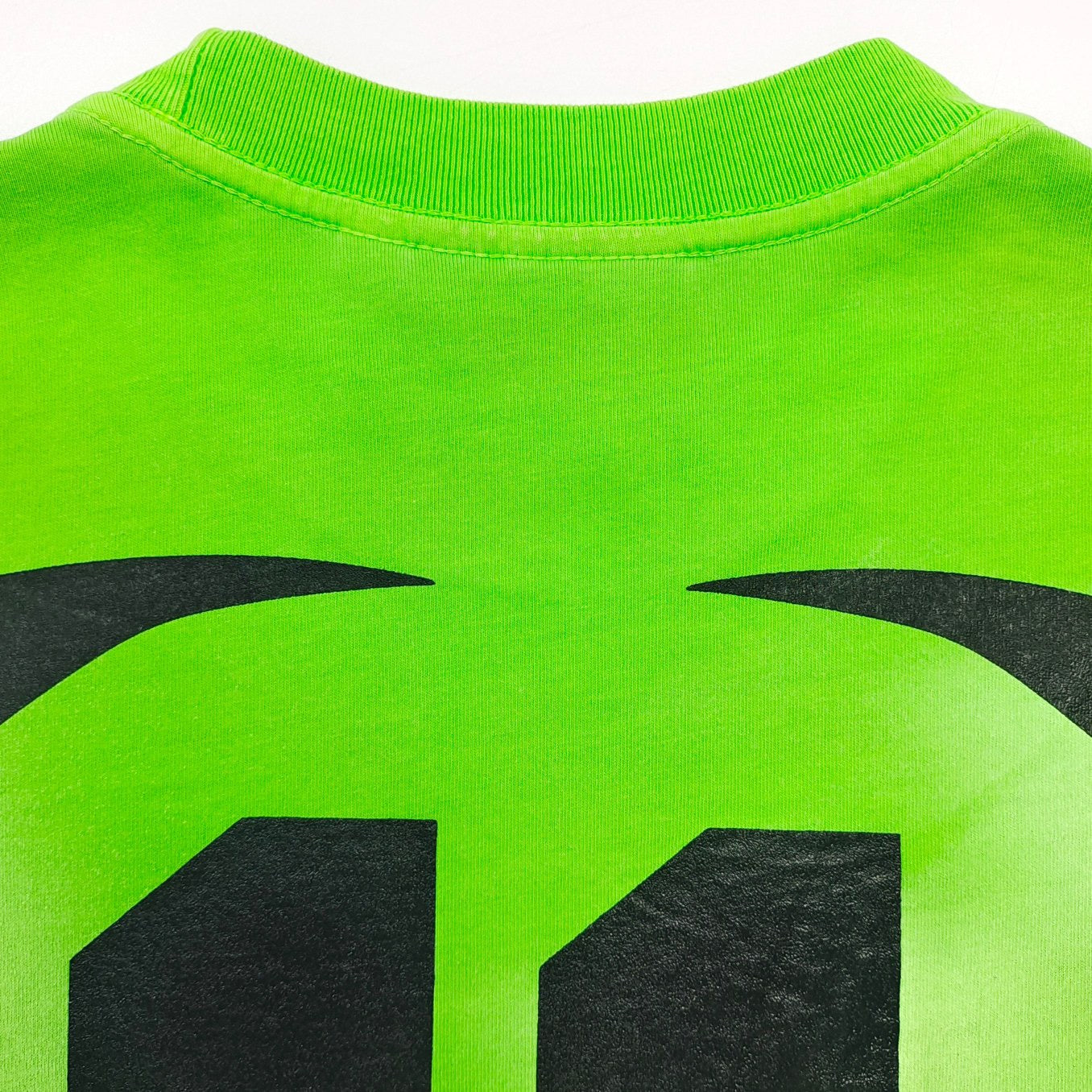 Camiseta verde oscuro