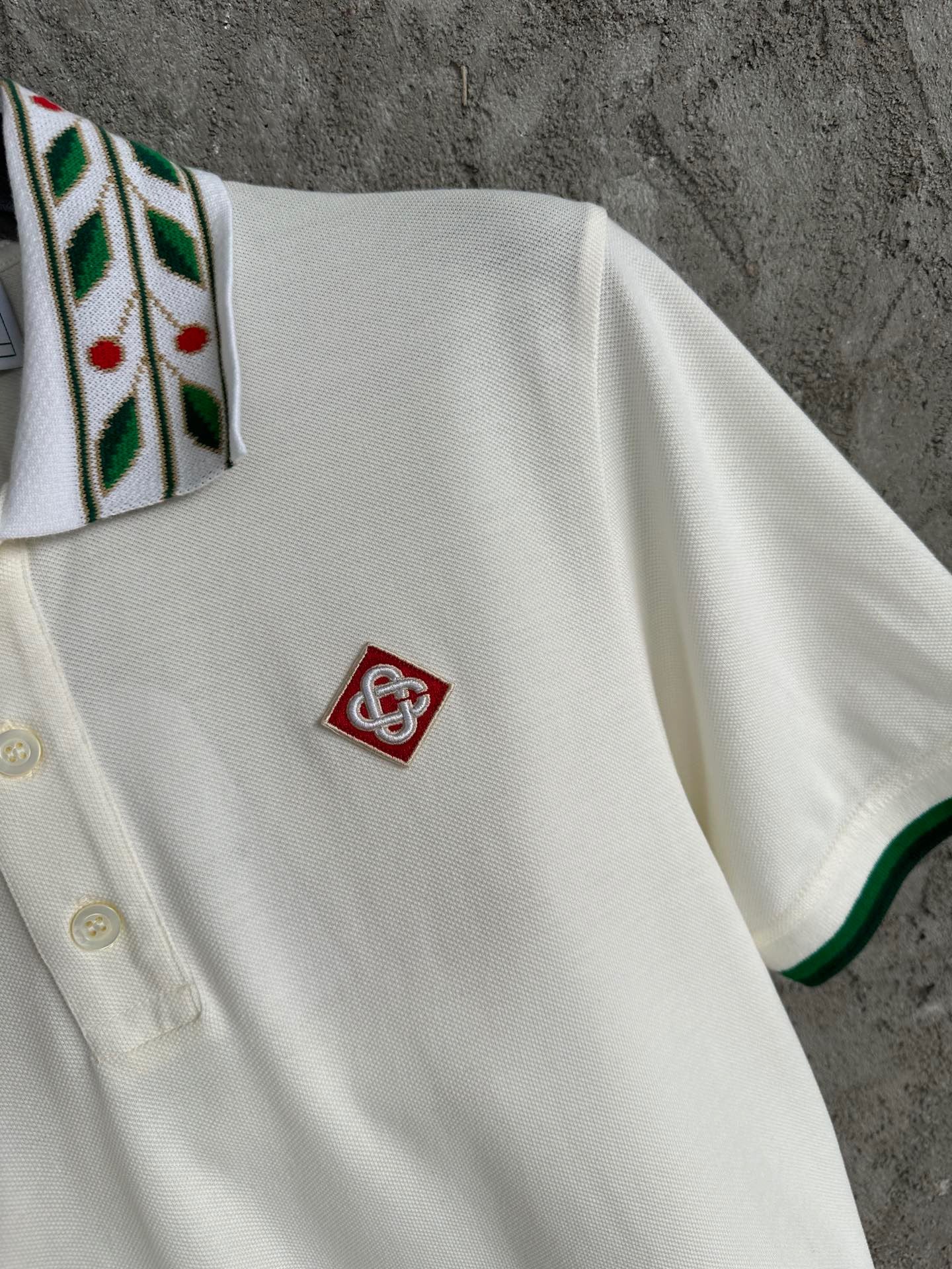 Polo blanco