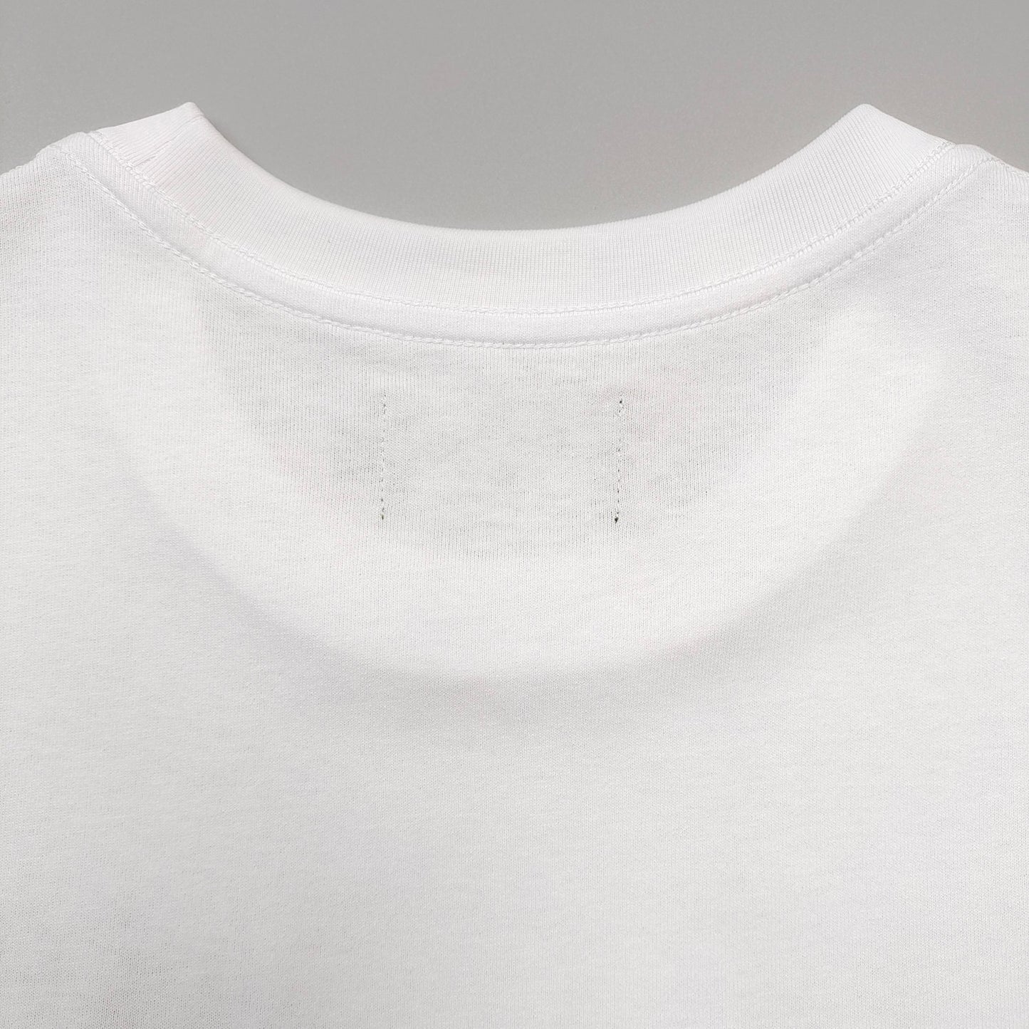 camiseta blanca