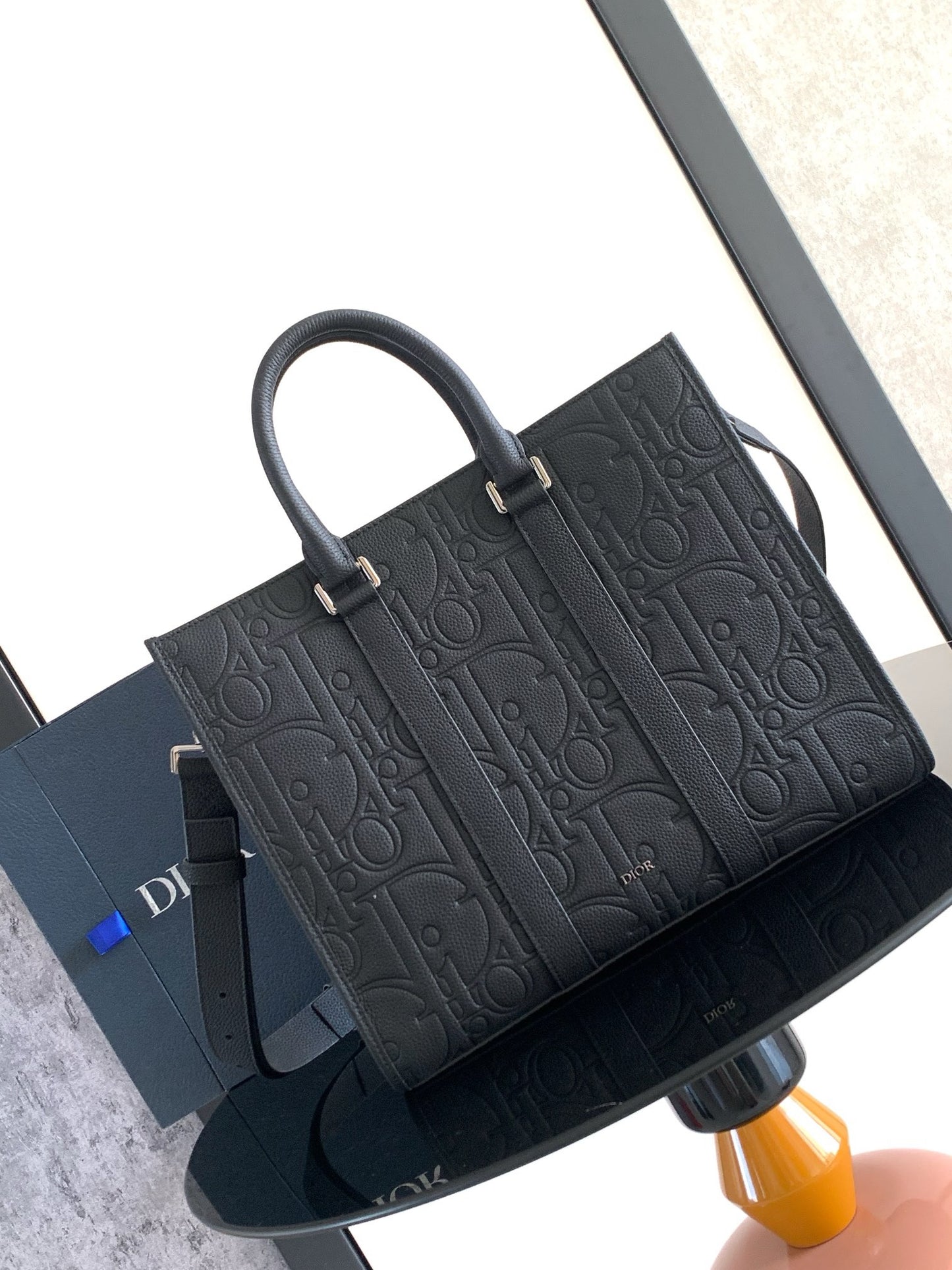 Bolsa gris azul y negra